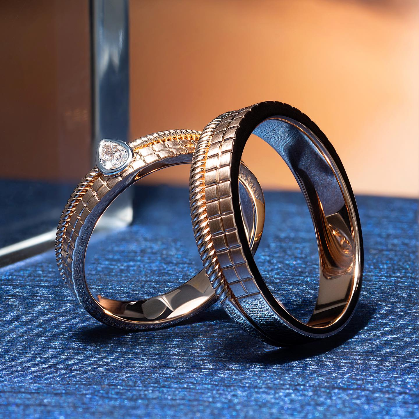 6 Cara Memilih Cincin Nikah Berlian untuk Pernikahan Anda